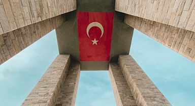 Çanakkale Şehitler Abidesi: Tarihin Derinliklerinde Anlamlı Bir Ziyaret Noktası