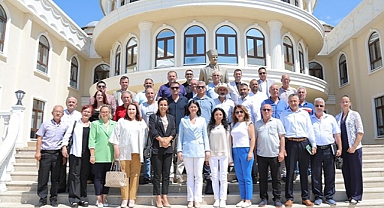 EDİRNE BELEDİYE BAŞKANI AV. FİLİZ GENCAN AKIN, MERKEZ MAHALLE MUHTARLARI İLE BİR ARAYA GELDİ