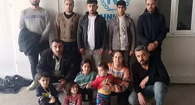 EDİRNE'DE 23 KAÇAK GÖÇMEN İLE 1 ORGANİZATÖR YAKALANDI