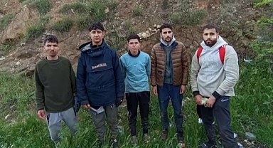 EDİRNE'DE 8 KAÇAK GÖÇMEN YAKALANDI