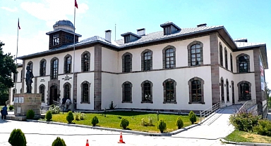 ERZURUM KONGRESİ'NİN 105. YILINDA MİLLİ MÜCADELE'NİN IŞILTISI