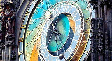 BUGÜN İKİZLERİN GÜNÜ!