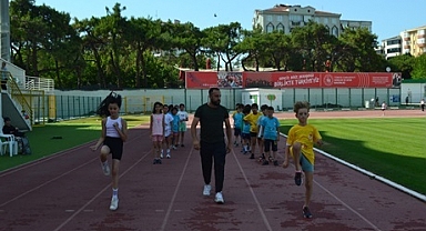Kırklareli'nin Yaz Spor Okulları Genç Atletleri Geleceğe Hazırlıyor