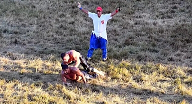 KIRKPINAR YAĞLI GÜREŞLERİ'NDE BAŞPEHLİVAN YUSUF CAN ZEYBEK OLDU