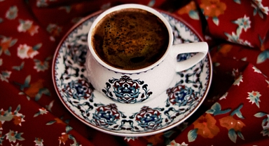 TÜRK KAHVESİNİN BÜYÜSÜ: GELENEKSEL LEZZETİN SIRLARI