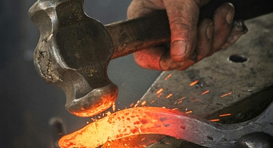 UNUTULAN MESLEKLER ARASINDA DEMİRCİLİK