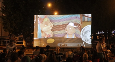 Vize Belediyesi Açık Hava Sinema Geceleri İlgi Gördü