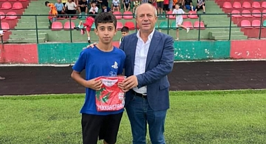 Büyükkarıştıran Belediyesi: Yaz Futbol Okulu ve Sporcu Desteği