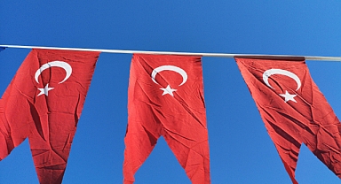 Büyükkarıştıran’da 30 Ağustos Zafer Bayramı Coşkusu: Etkinlik Programı Açıklandı