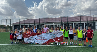 Büyükmandıra'da Genç Sporcuların Futbol Turnuvası Heyecanı