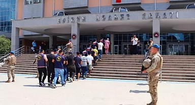 Edirne'de 90 kaçak göçmen ile 18 organizatör yakalandı