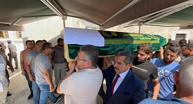 Merhum Öğretmene Veda