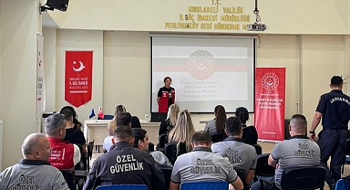 Pehlivanköy Geri Gönderme Merkezi Personeline Şiddetle Mücadele Eğitimi