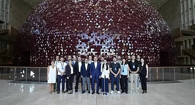 PİLOT programına seçilen girişimciler Türk Telekom CEO'su Önal ile bir araya geldi