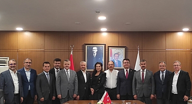 PROF. DR. ERHAN TABAKOĞLU ÜAK YÖNETİM KURULU TOPLANTISI’NA KATILDI