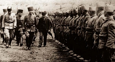 Sakarya Meydan Muharebesi'nden Büyük Taarruz'a: Türk Milletinin Zafer Yolu