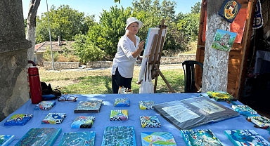 Sanat Dolu Günler: Zeynep Vardar'ın Kale Bölgesindeki Sergisi