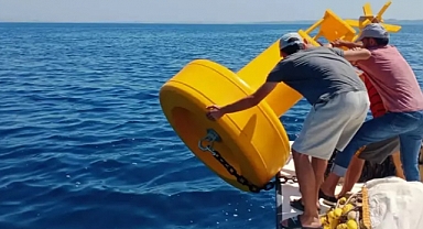 Saros’ta tarihi dalış yerlerini belirleyen noktalara şamandıralar bırakıldı