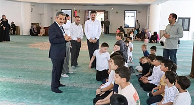 Vali Birol Ekici, Yaz Kur'an Kursları Kapanış Programına Katıldı