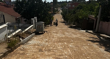 Yol Taş Döşeme Çalışmaları Tamamlandı