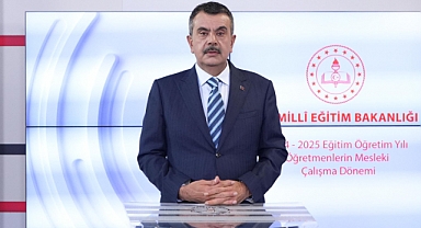 BAKAN TEKİN, MESLEKİ ÇALIŞMA DÖNEMİNDE ÖĞRETMENLERE HİTAP ETTİ