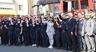 BÜYÜKŞEHİR İTFAİYESİ'NDEN COŞKULU KUTLAMA
