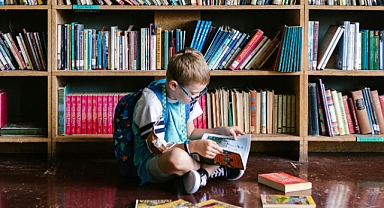 Çocuğunuza Kitap Okuma Alışkanlığı Kazandırmak İçin 7 Etkili Yöntem