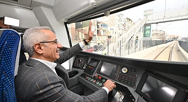 DEMİRYOLLARI İLE 8 AYDA TÜRKİYE NÜFUSUNUN İKİ KATI YOLCU TAŞINDI