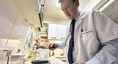 Eczanesinde 42 yıldır ‘majistral ilaç’ yaparak hastalara şifa oluyor