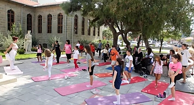 Edirne'de çocuklar için 'Müzede yoga' etkinliği