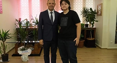 Kırklareli Belediye Başkanı Derya Bulut'tan YKS İl Birincisine Tebrik