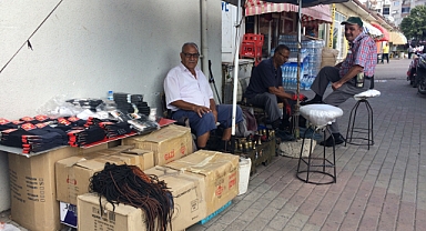 Kırklareli Otogarı’nın Emektar Boyacıları Kapalı Alan Talep Ediyor