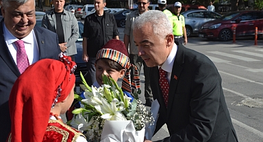 Kırklareli Valiliği'ne Atanan Vali Uğur Turan Törenle Karşılandı
