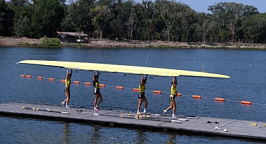 KÜREK FEDERASYONUNDAN TRAKYA ÜNİVERSİTESİNE DESTEK