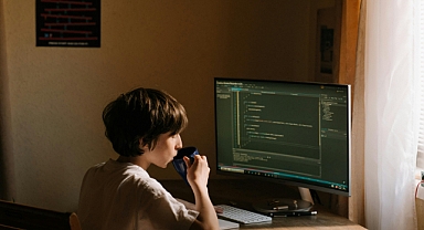 Robotik Kodlama: Çocuklar İçin Geleceğin Kapılarını Aralayan Eğitim