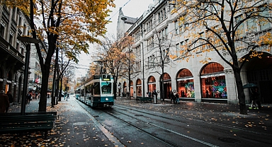 Sonbaharda Seyahat: Doğanın Renk Cümbüşünde Unutulmaz Bir Kaçamak