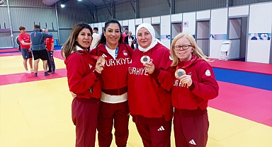 TRAKYA ÜNİVERSİTESİ AKADEMİSYENİ VE ÖĞRENCİSİNİN JUDODA BÜYÜK BAŞARISI