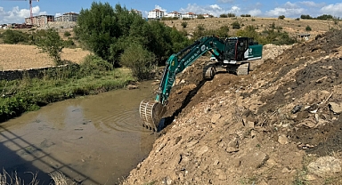 Üsküp’te Ağaçlandırma ve Çevre Düzenleme Çalışmaları Hız Kesmeden Devam Ediyor