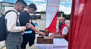 Yeni Gelen Gençlere Sıcak Karşılama