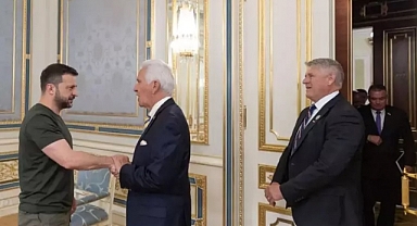 Zelenski, ABD Kongresi delegasyonuyla Kiev’de görüştü