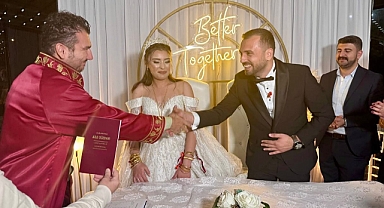 Babaeski'de Düğün Coşkusu: Zeynep ve Rahman'ın Nikahı Kıyıldı