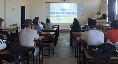 Babaeski Meslek Yüksekokulu Dış Ticaret Programı Öğrencilerine Oryantasyon Düzenlendi