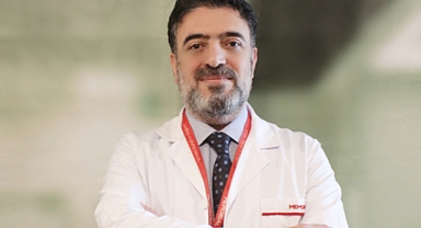 BU 8 BELİRTİ JİNEKOMASTİYE İŞARET EDİYOR