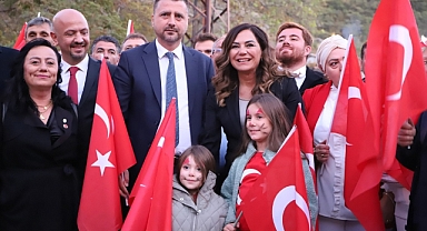 CUMHURİYET KÖYÜ UÇMAKDERE'DE CUMHURİYET COŞKUSU