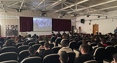 Cumhuriyet'ten Günümüze Konferansı Düzenlendi