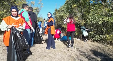 Edirne'de 'Ormanlar İçin El Ele' etkinliğinde 350 genç çevre temizliği yaptı