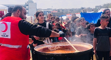 GAZZE’DE İNSANİ DRAM BİR YILDIR SÜRÜYOR