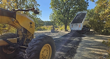 Kırklareli Belediyesi Yol Bakım Onarım Çalışmalarına Devam Ediyor