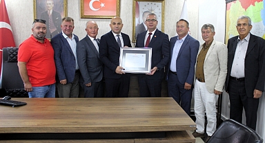 Kırklareli Damızlık Sığır Yetiştiricileri Birliği’ne Önemli Belge