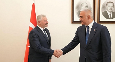 Pehlivanköy Belediye Başkanı Gündüz Hoşgör, Kültür ve Turizm Bakanı ile Görüştü